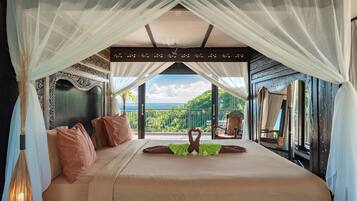 Villa familiar, 4 habitaciones, vista al océano | 4 habitaciones y escritorio