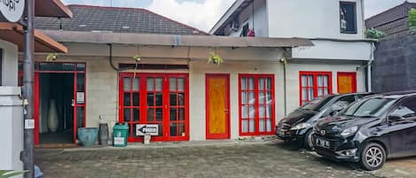 Fachada da propriedade