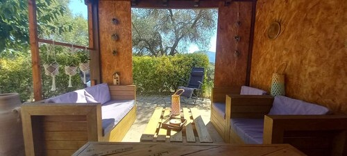 Charmant Studio a AFA au Pied du Mont Gozzi Près D'ajaccio