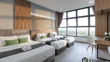 Căn hộ tiện nghi đơn giản | Bộ đồ giường cao cấp, bàn, bàn ủi/dụng cụ ủi quần áo