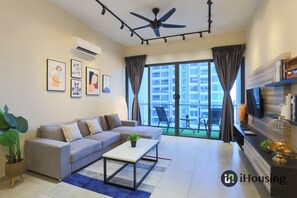 Comfort-Apartment | Wohnbereich | Smart-TV, Netflix, Streaming-Dienste