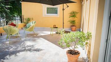 Chambre Double Deluxe | Terrasse/Patio
