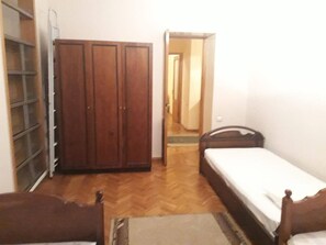 City-Apartment | Bügeleisen/Bügelbrett, kostenloses WLAN, Bettwäsche