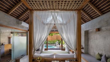 Villa de luna de miel, 1 cama de matrimonio grande, no fumadores (with Free Daily Afternoon Tea) | 1 dormitorio, minibar, caja fuerte y escritorio