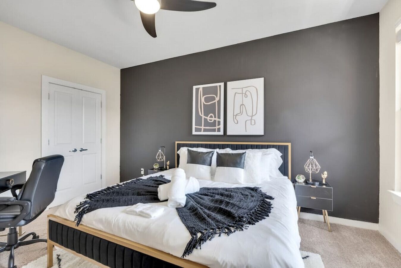 Bleecker 1-510 · Luxury Penthouse - Gym - Pool - FREE parking - K