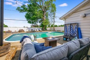 Et oppvarmet basseng