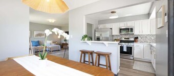 Swim & Relax: Pool, Hot Tub & Renovated! HomeHop