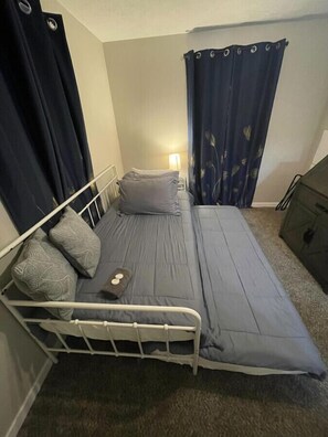 3 Schlafzimmer, Bügeleisen/Bügelbrett, Reisekinderbett, kostenloses WLAN