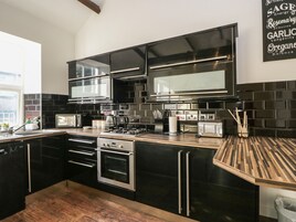 Fridge, dishwasher, electric kettle, toaster