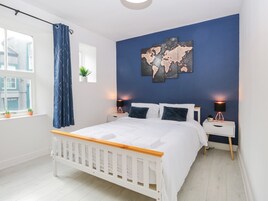 2 bedrooms, individually decorated, individually furnished, free WiFi