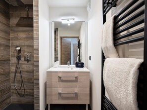 Hair dryer, towels