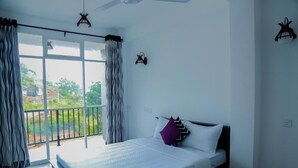 Deluxe Double Room - 4 Aces Ella by GHT (Ella)