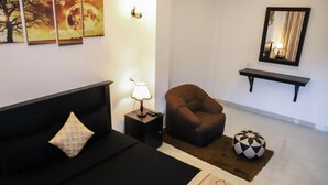 Deluxe Double Room - 4 Aces Ella by GHT (Ella)