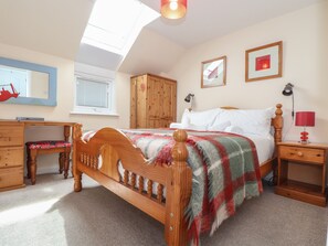 3 bedrooms, individually decorated, individually furnished, free WiFi - Kingsholm (Truro)