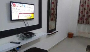Deluxe Double Room - Hotel Silver Inn - Naroda (Ahmedabad)