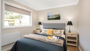 2 bedrooms, iron/ironing board, travel cot, WiFi - Blue Hen – A charming and central cottage (Mittagong)