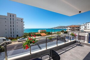 Suite Deluxe, balcón, vistas al mar | Vistas del balcón