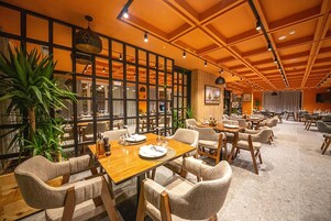 Desayuno continental gratuito y diario