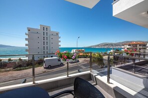 Chambre Double Deluxe, balcon, vue mer | Vue depuis le balcon