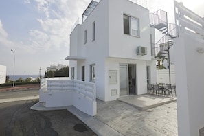 Exterior - Enjoy a Holiday of a Lifetime Renting Your Own 5 Star Private Villa in Protaras at the Best Rate, Protaras Villa 1717 (Paralimni)