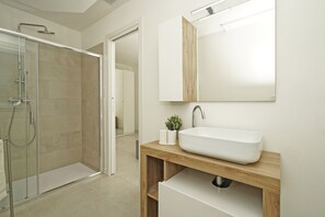 Basic-Apartment | Badezimmer