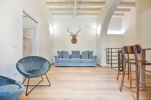 TV, offices - BRERA-CENTRO New apartment with A/C ★★★★★ (Milano)