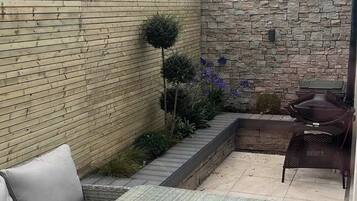 Basic House, Multiple Beds | Property grounds