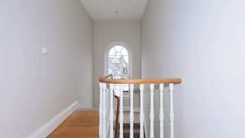 Basic House, Multiple Beds | Interior