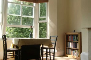 Lägenhet Basic - 1 dubbelsäng med bäddsoffa | Restauranger