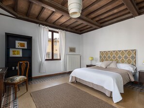1 Schlafzimmer, Schreibtisch, Bügeleisen/Bügelbrett, WLAN