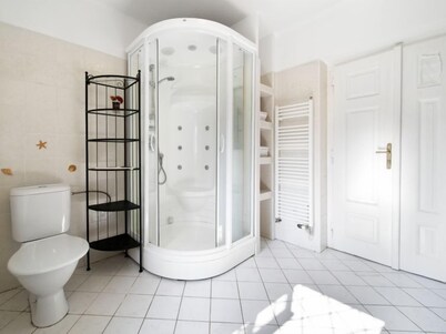 Praskolesy by Interhome