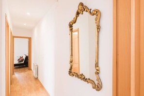 4 chambres, bureau, fer et planche à repasser, Wi-Fi gratuit