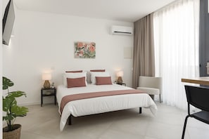 1 chambre, fer et planche à repasser, Wi-Fi gratuit, draps fournis