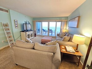 Smart TV, DVD player - Sandy Key 535: 2 BR / 2 BA Gulf Front Condo in Perdido Key, FL Sleeps 6 (Pensacola)