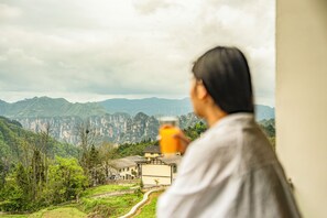 Quang cảnh từ phòng