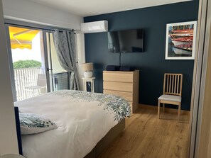 1 bedroom, iron/ironing board, travel cot, free WiFi