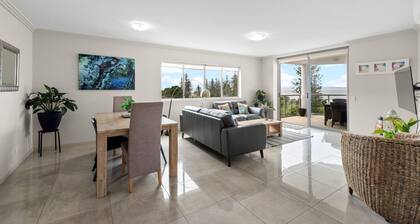 "Scarborough Beach 507" - Scarborough Q 4020