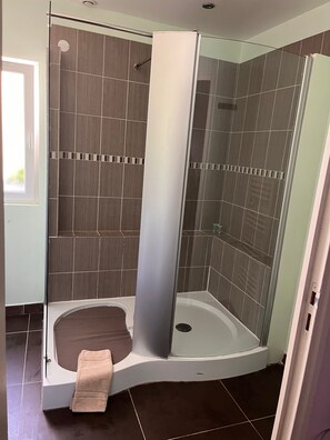 Doppia Comfort | Bagno | Asciugacapelli, asciugamani