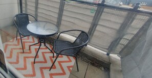 Outdoor dining - You'll love the close and good transport links to central London  (London)