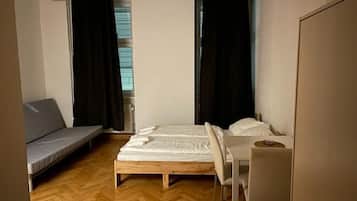 Economy Room | 1 bedroom, iron/ironing board