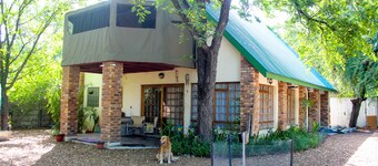 Open Plan House in a Spacey Yard