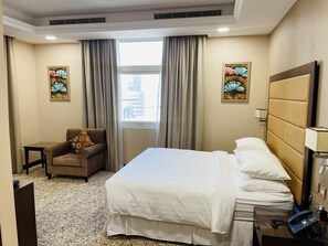 In-room safe, desk, blackout drapes, soundproofing - Grand Legacy Hotel Doha (Doha)