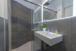 House | 3 bedrooms - Villa Donna Rachele - Sea View Jacuzzi and Free Parking (Amalfi)