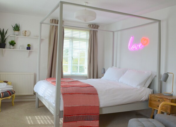 1 makuuhuone, silitysrauta/-lauta, Wi-Fi, vuodevaatteet