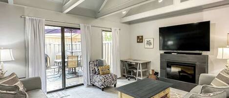 Smart TV, offices