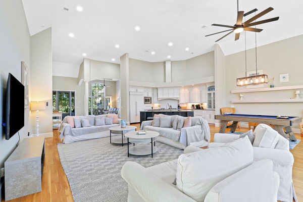 27 Starboard Tack | Living Room - 27 Starboard Tack | Living Room