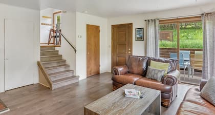 Peaceful Mountain Getaway - Dog Considered - Close to Ski Area - Quiet Location