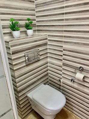 Hårtørrer, håndklæder, Sæbe, Shampoo