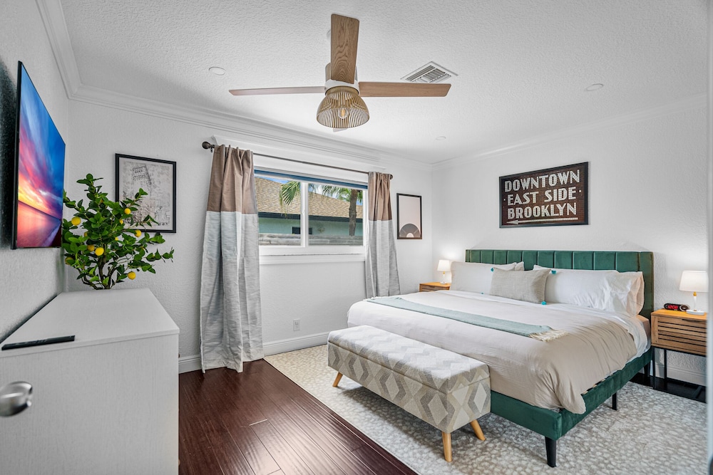 Shady Grove Villa * Elevated Decor * Comfy Beds Boynton Beach Vrbo
