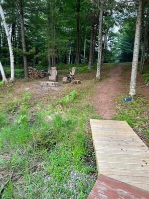 Property grounds - Stepaway Vacation Rentals - Cooper's Cabin (Eagle River)